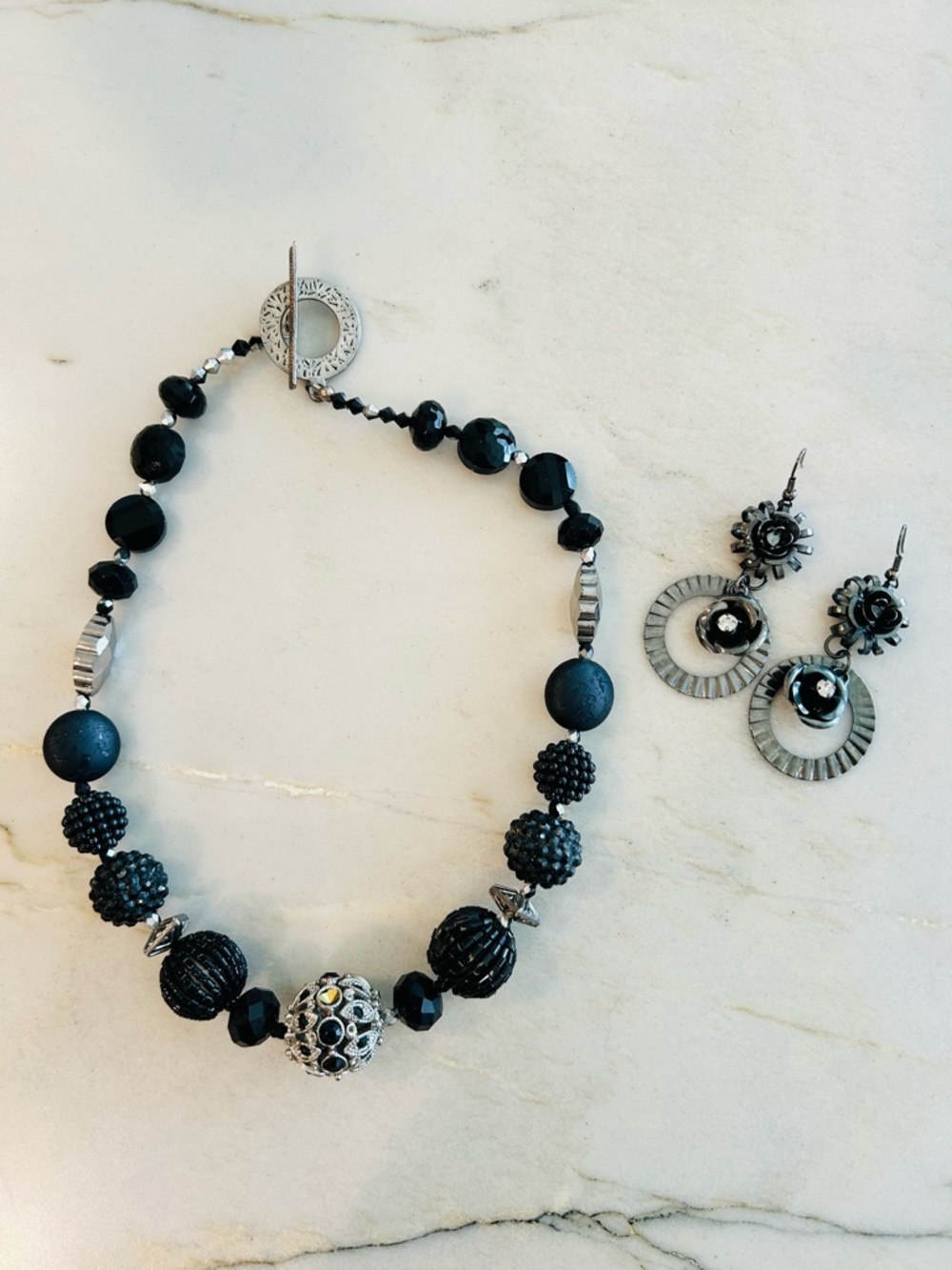 Elegant Black Beaded Necklace and Earrings Set